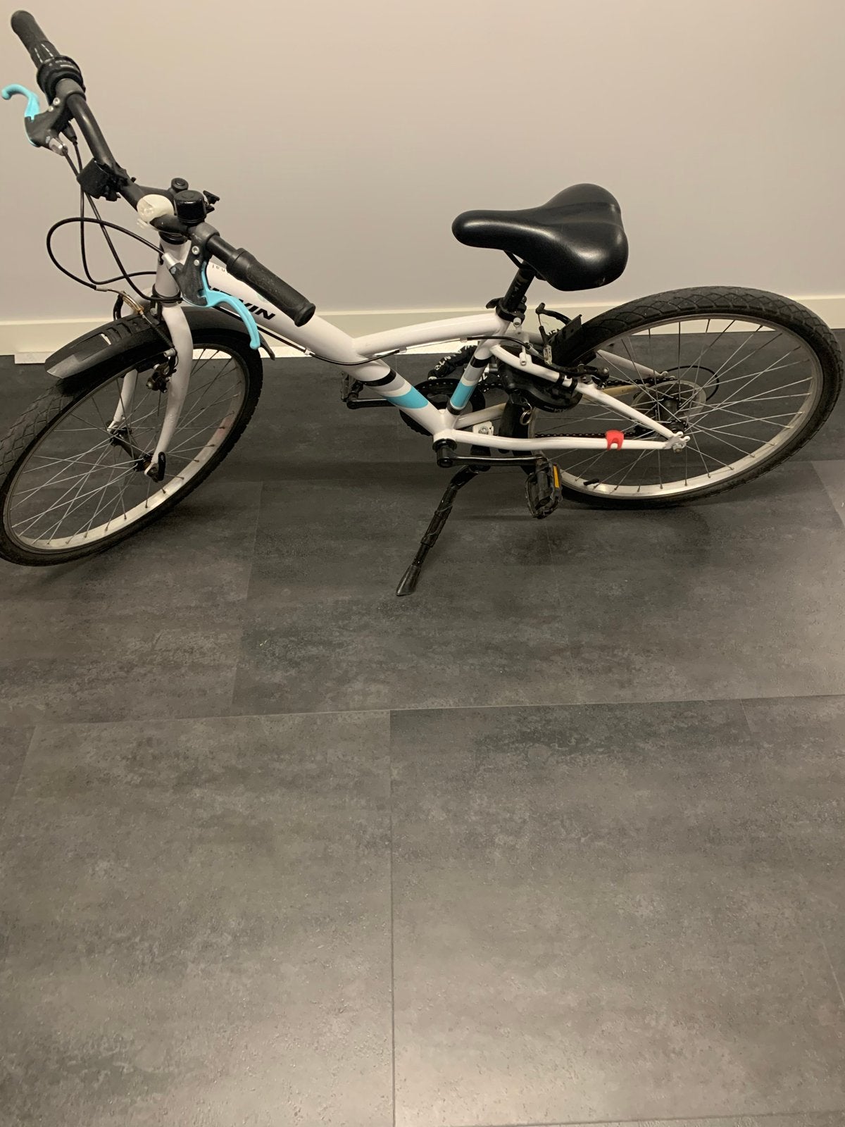 Btwin 100 Original 24 inch kinderfiets, Fietsen en Brommers, Fietsen | Kinderfietsjes, Ophalen, Gebruikt, Velgrem, 20 inch of meer