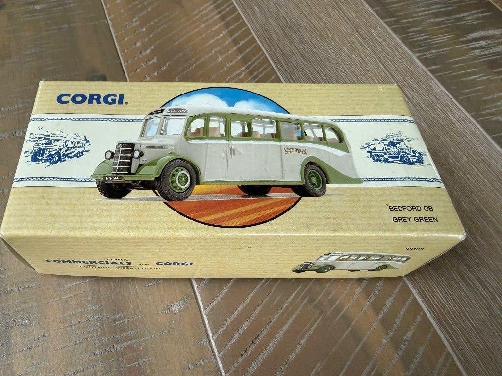 Corgi Bedford OB Grey/Green Bus 1:50, Hobby en Vrije tijd, Modelauto's | 1:50, Ophalen of Verzenden, Nieuw, Bus of Vrachtwagen