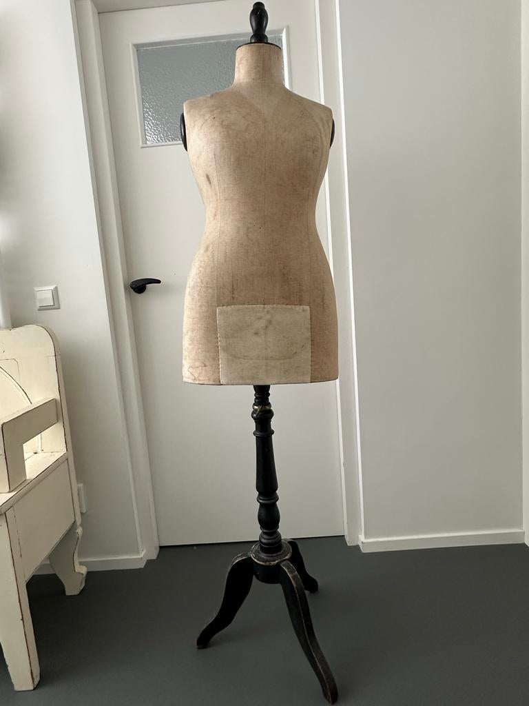 Anrieke paspop Bruxelles Mannequins Buste Brevetés Nouveauté, Ophalen, Gebruikt, Paspop