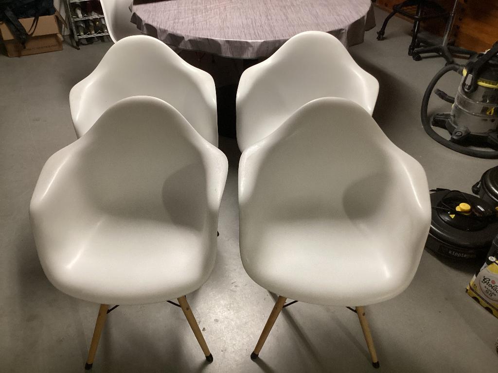 Eetkamer stoelen, Ophalen, Kunststof, Gebruikt, Wit