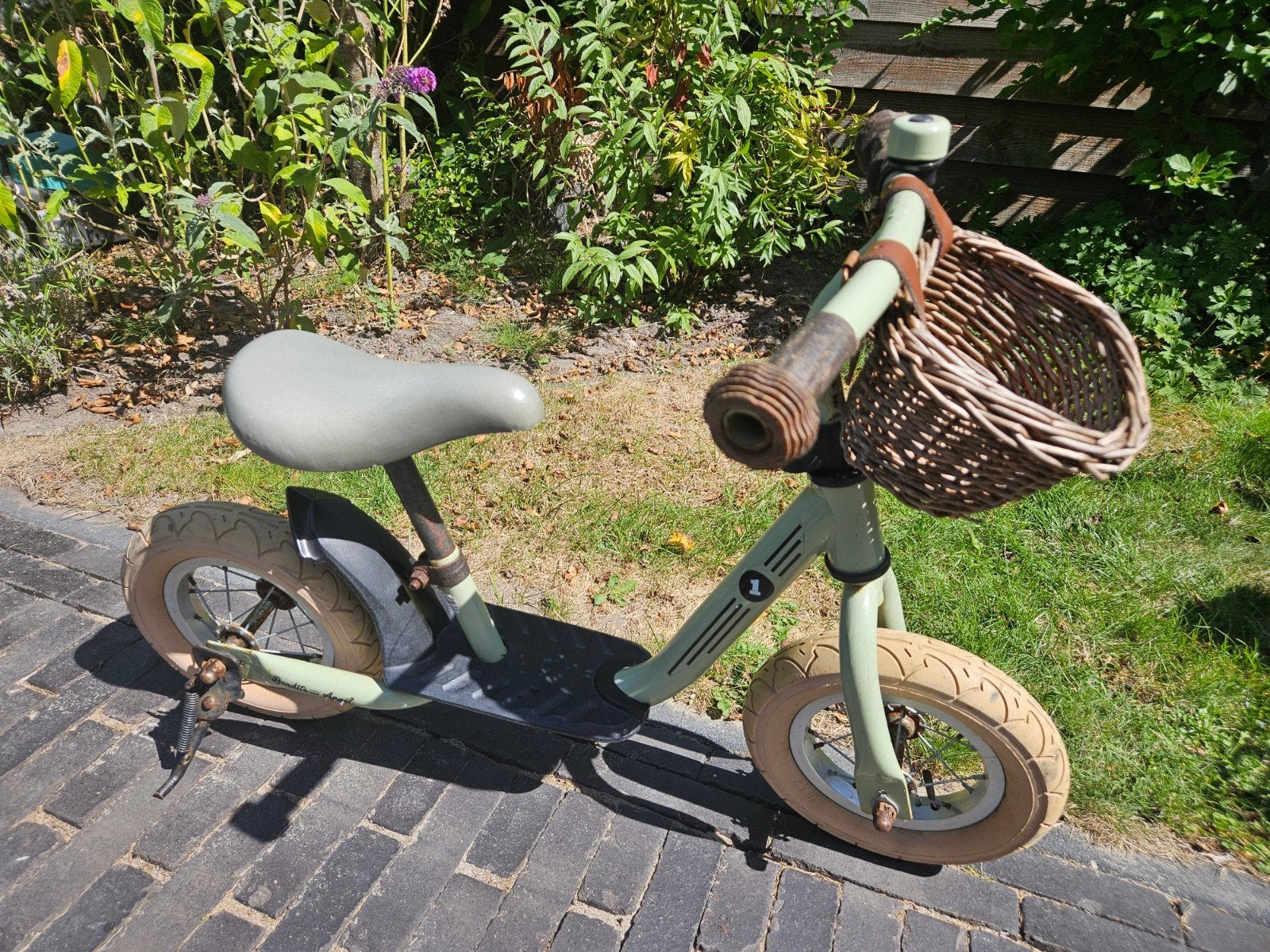 Bandit & Angels loopfiets met standaard en mandje, Ophalen, Gebruikt, Loopfiets