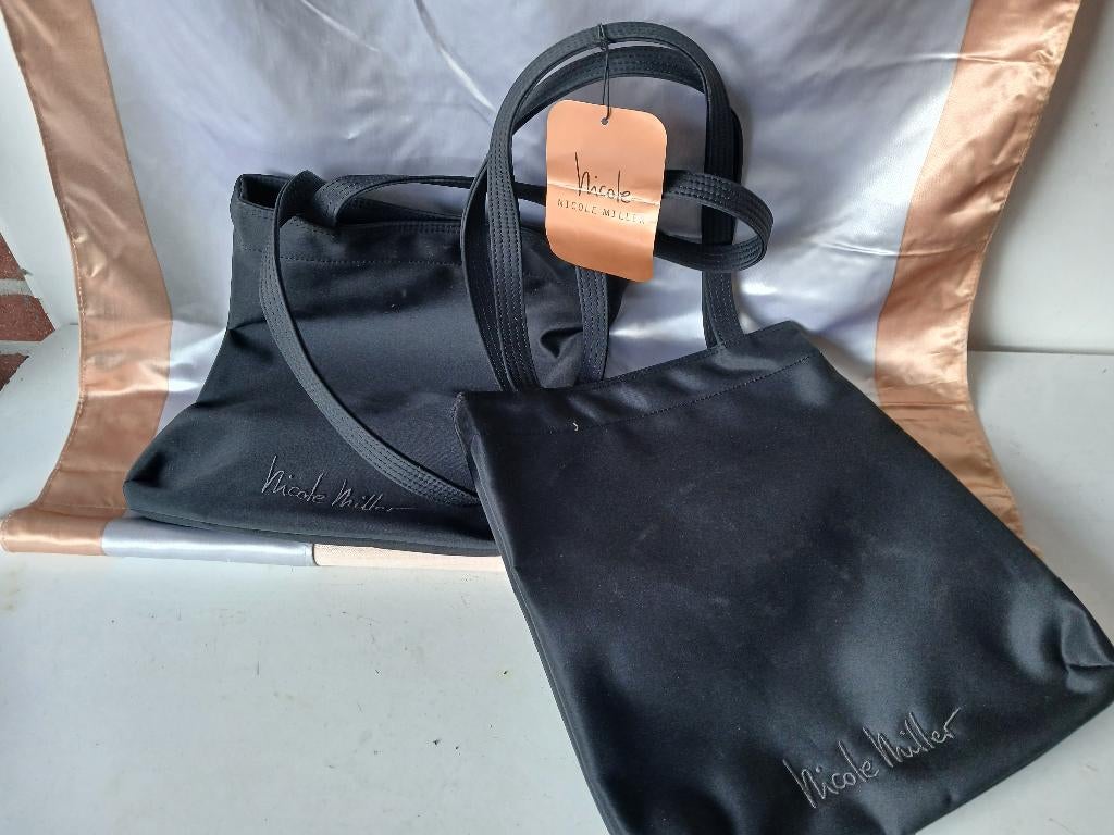 2 nieuwe Nicole Miller tassen zwart  ca. 27*31 cm, Sieraden, Tassen en Uiterlijk, Tassen | Damestassen, Verzenden, Nieuw, Zwart