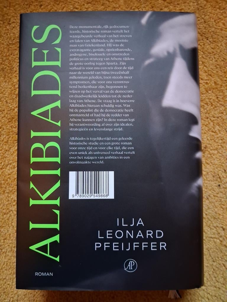 Alkibiades - Ilja Leonard Pfeijffer (Roman), Boeken, Romans, Ophalen of Verzenden, Zo goed als nieuw, Ilja Leonard Pfeijffer, Nederland