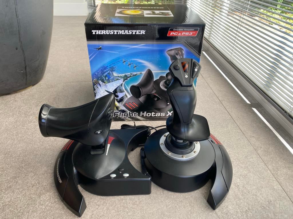 Thrustmaster T Flight Hotas X Joystick, Computers en Software, Joysticks, Ophalen of Verzenden, Zo goed als nieuw