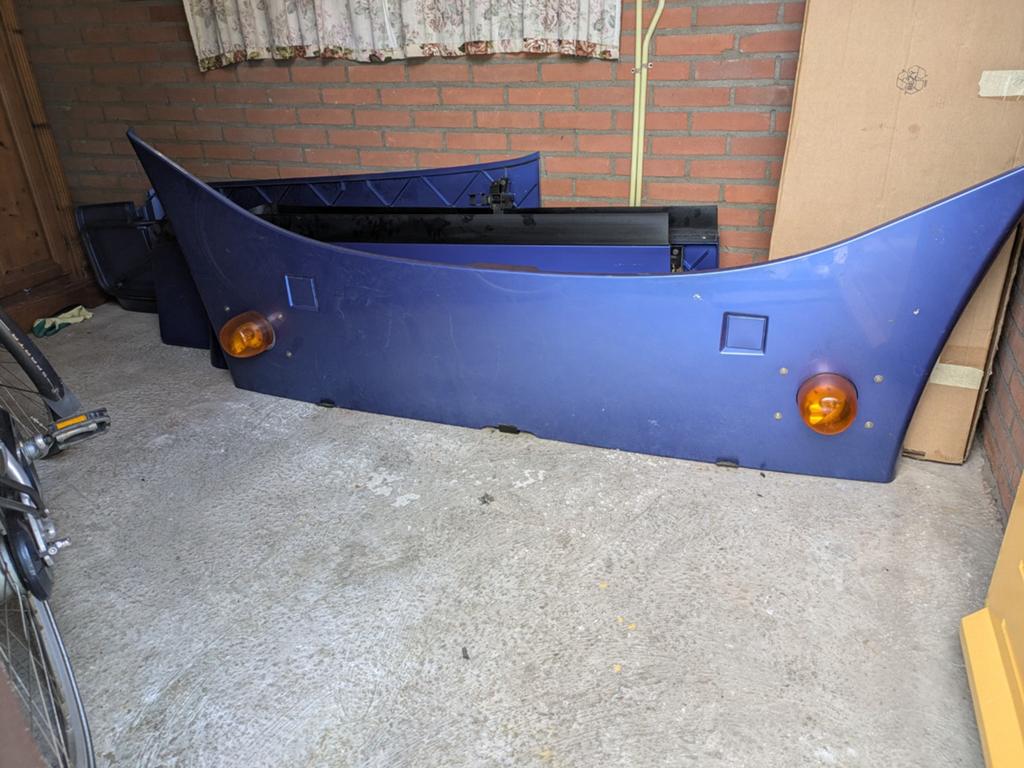2x set Zijfender en dakspoiler Scania r450, Auto-onderdelen, Vrachtwagen-onderdelen, Ophalen, Scania