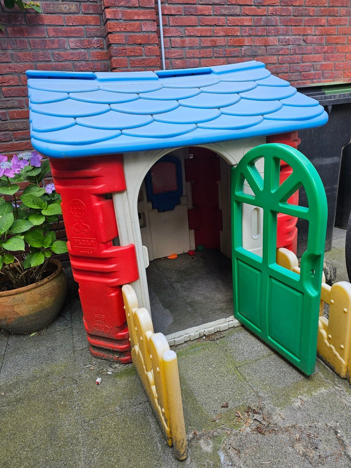 Leuk speelhuisje in gebruikte staat., Ophalen, Gebruikt, Kunststof