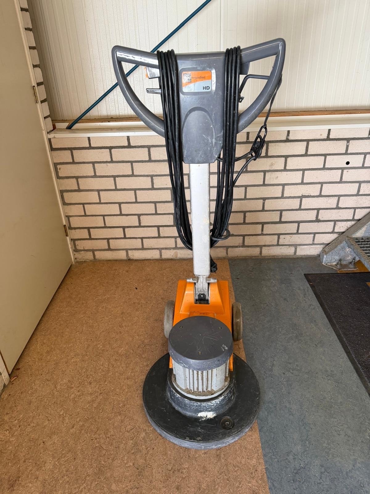Diversey Taski Eenschijfsmachine Ergodisc HD, Doe-het-zelf en Verbouw, Reinigingsmachines, Ophalen, Gebruikt, Schrobmachine