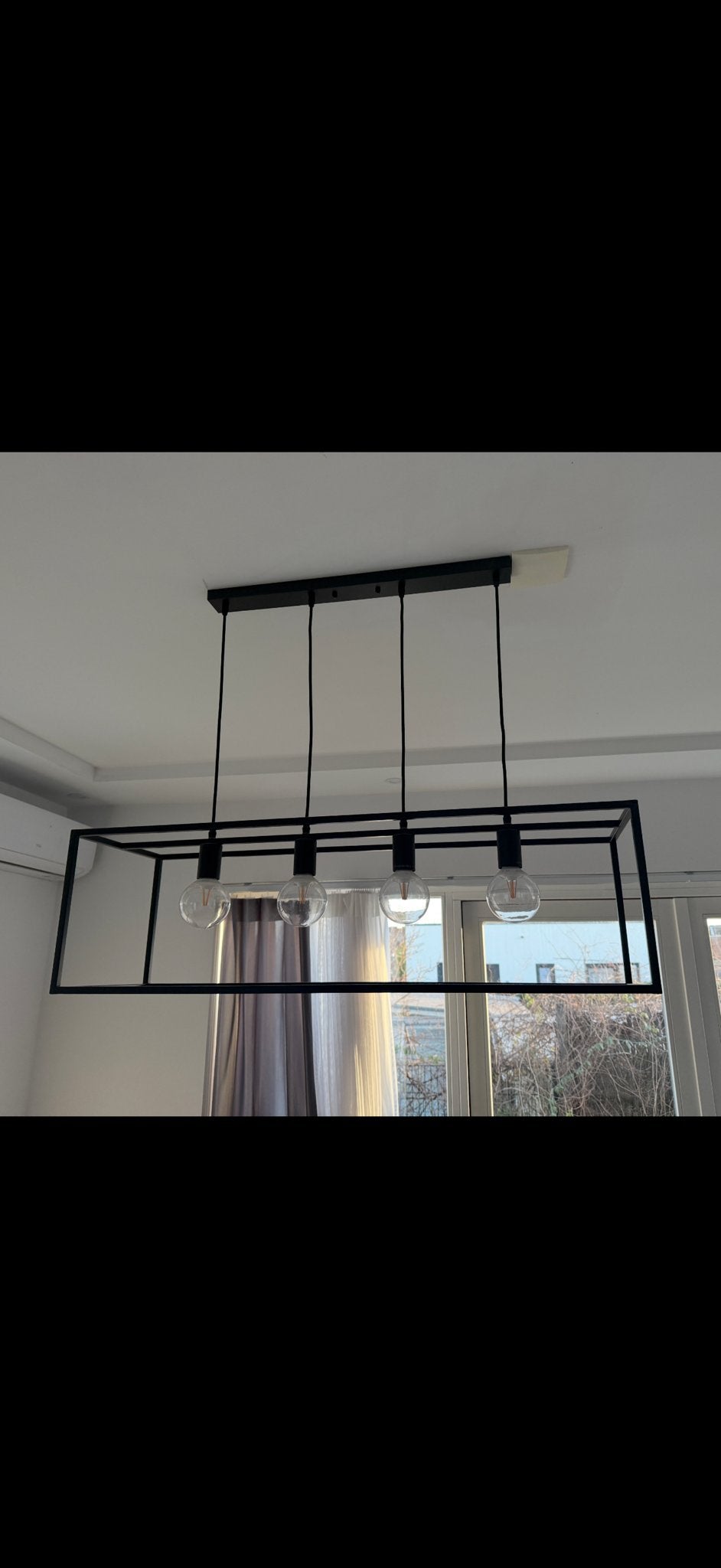 Moderne Zwarte Hanglamp met 4 Lichtpunten, Ophalen of Verzenden, Zo goed als nieuw, Metaal, E27 (groot)