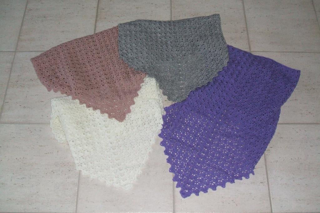 NIEUWE handgemaakte omslagdoeken omslagdoek div. kleuren, Ophalen of Verzenden, Nieuw, Maat 38/40 (M), Sjaal
