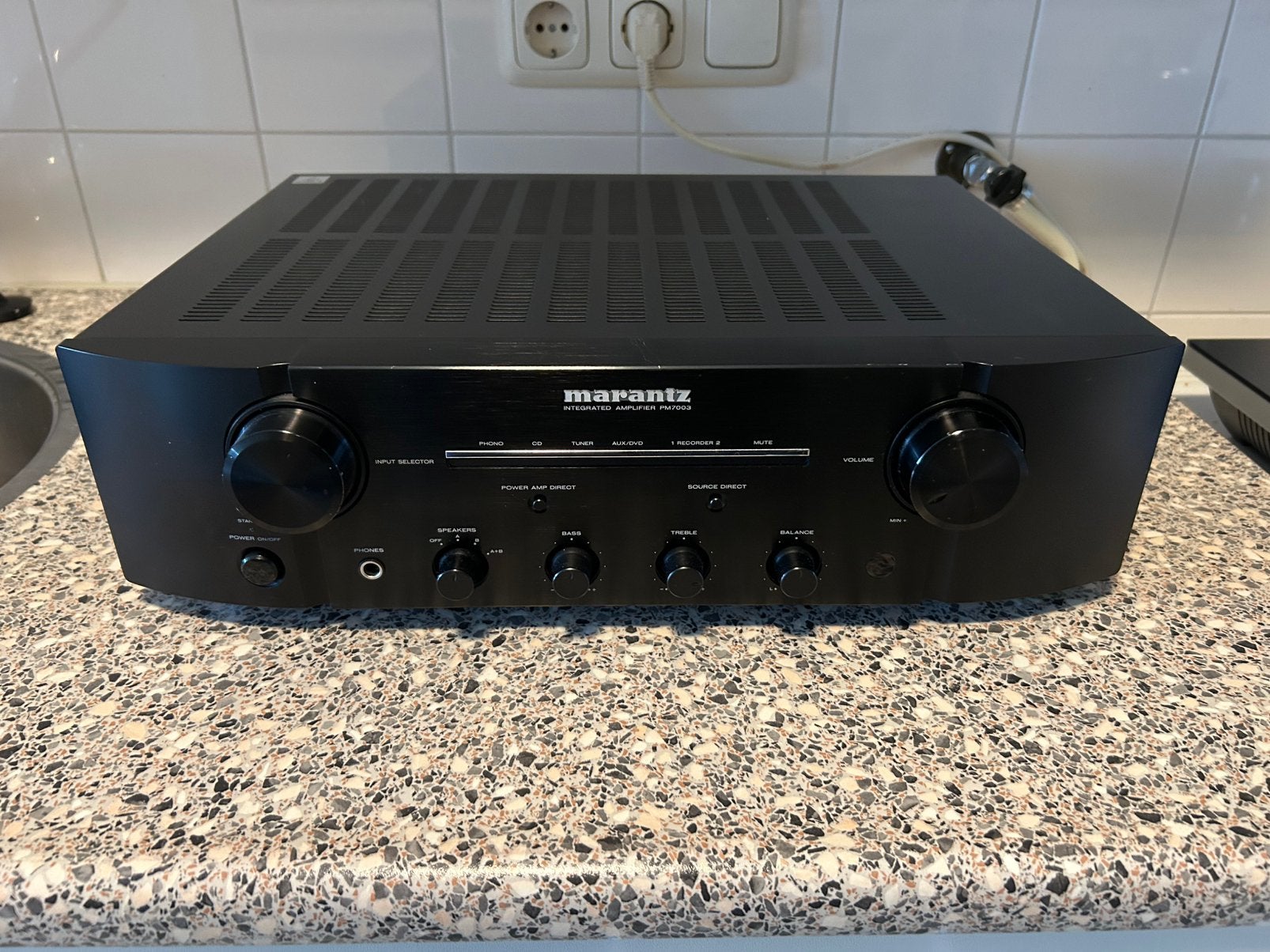 Marantz versterker, type PM7003, Verzenden, Zo goed als nieuw, 60 tot 120 watt, Marantz