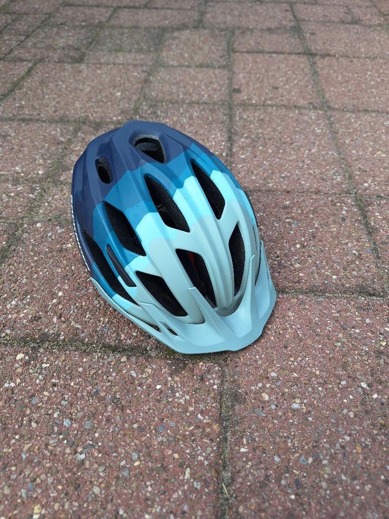 Fietshelm - mountainbike helm, Fietsen en Brommers, Fietsaccessoires | Fietshelmen, M, Ophalen of Verzenden, Zo goed als nieuw