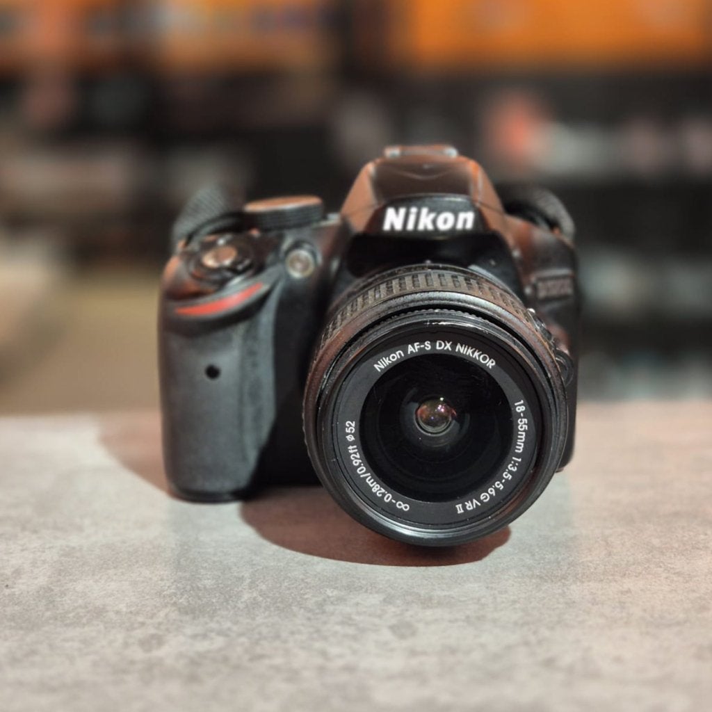Nikon D3200 18-55mm Lens, Accu en lader - Incl Garantie (B), Nikon, Gebruikt, Support@nikon.com, Nikon Corporation
Shinagawa Intercity Tower C
2-15-3, Konan, Minato-ku
Tokyo 108-6290
Japan