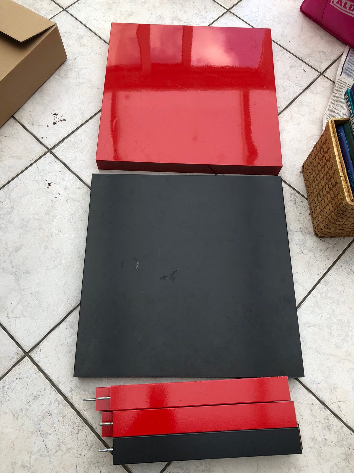 Ikea tafeltjes, Ophalen of Verzenden, Zo goed als nieuw