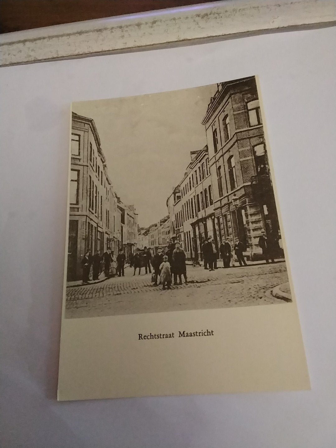 Oude Ansichtkaart Rechtstraat Maastricht 100 jr. percée, Ophalen of Verzenden