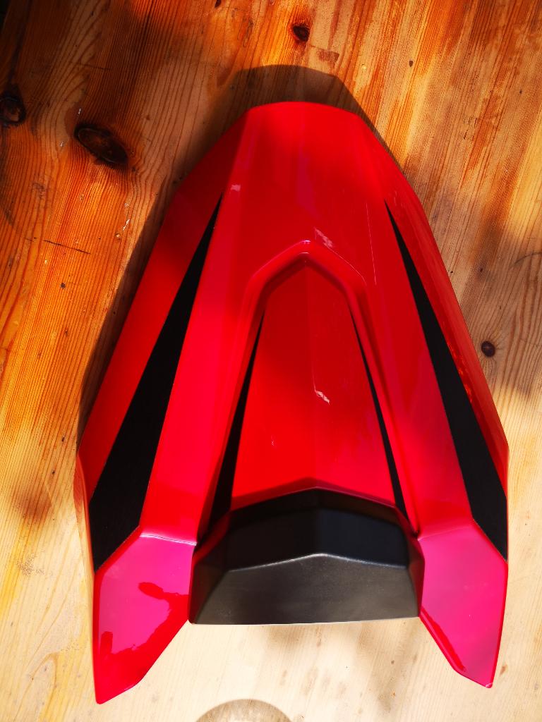 MOTORFIETS PASAGIER SEAT COVER STAART, Motoren, Ophalen of Verzenden, Zo goed als nieuw