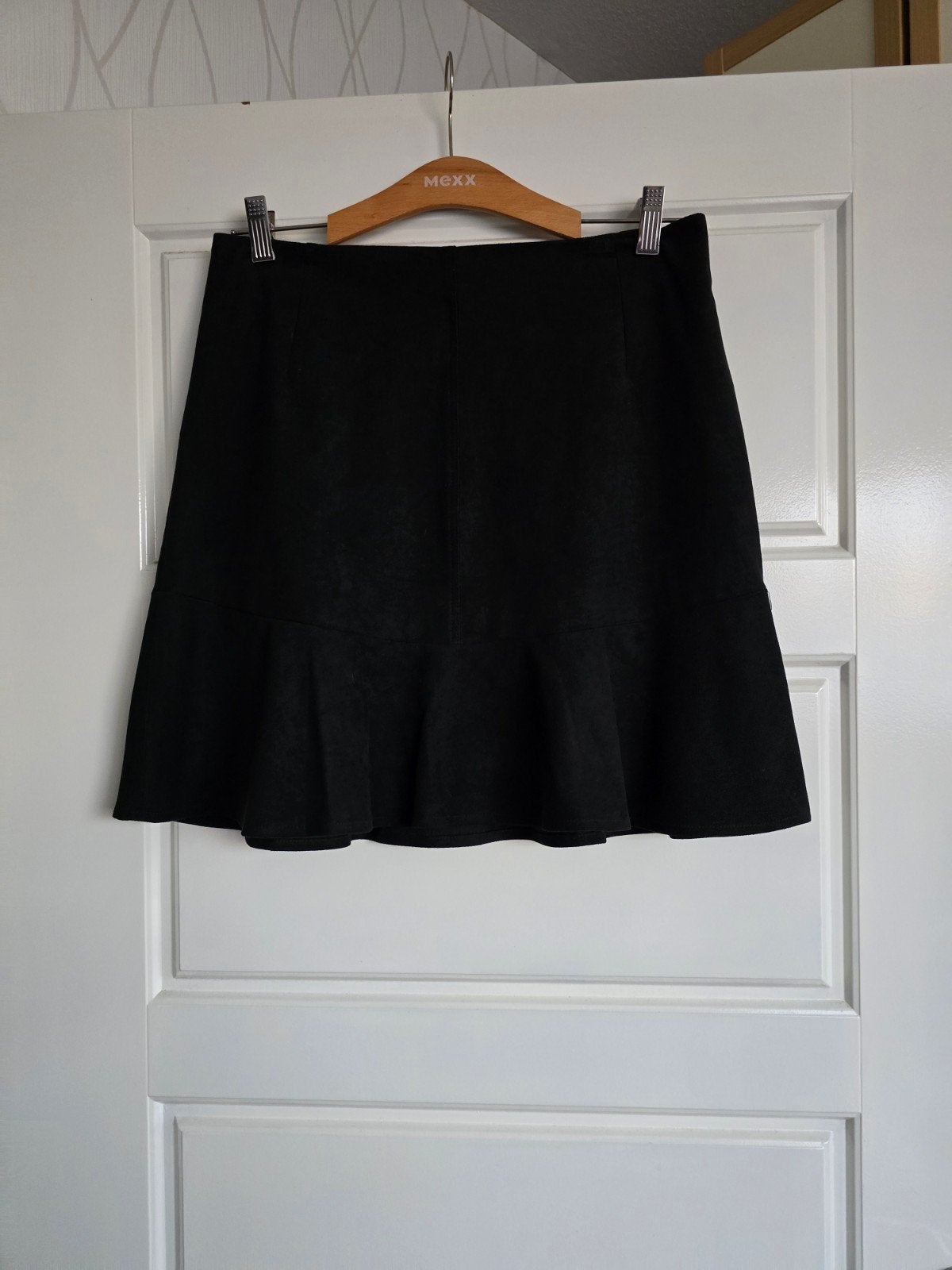 Te koop nieuwe zwarte suede dames rok, merk Esprit, maat 36, Zwart, Nieuw, Ophalen of Verzenden, Maat 36 (S)