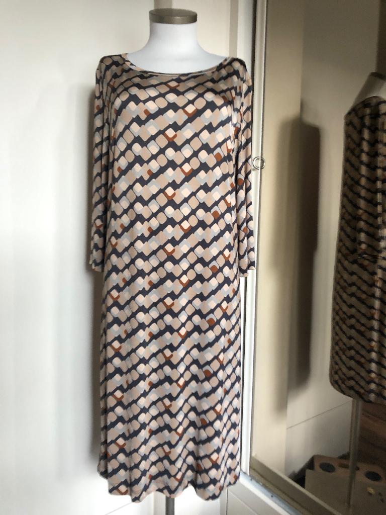 jurk No Mans Land L antraciet/beige/bruin/mistyblue, Beige, Maat 42/44 (L), Ophalen of Verzenden, Zo goed als nieuw