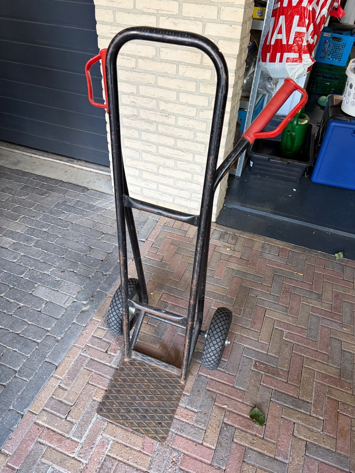 Stevige steekwagen met luchtbanden, Doe-het-zelf en Verbouw, Transportwagens, Ophalen, Gebruikt, Steekwagen