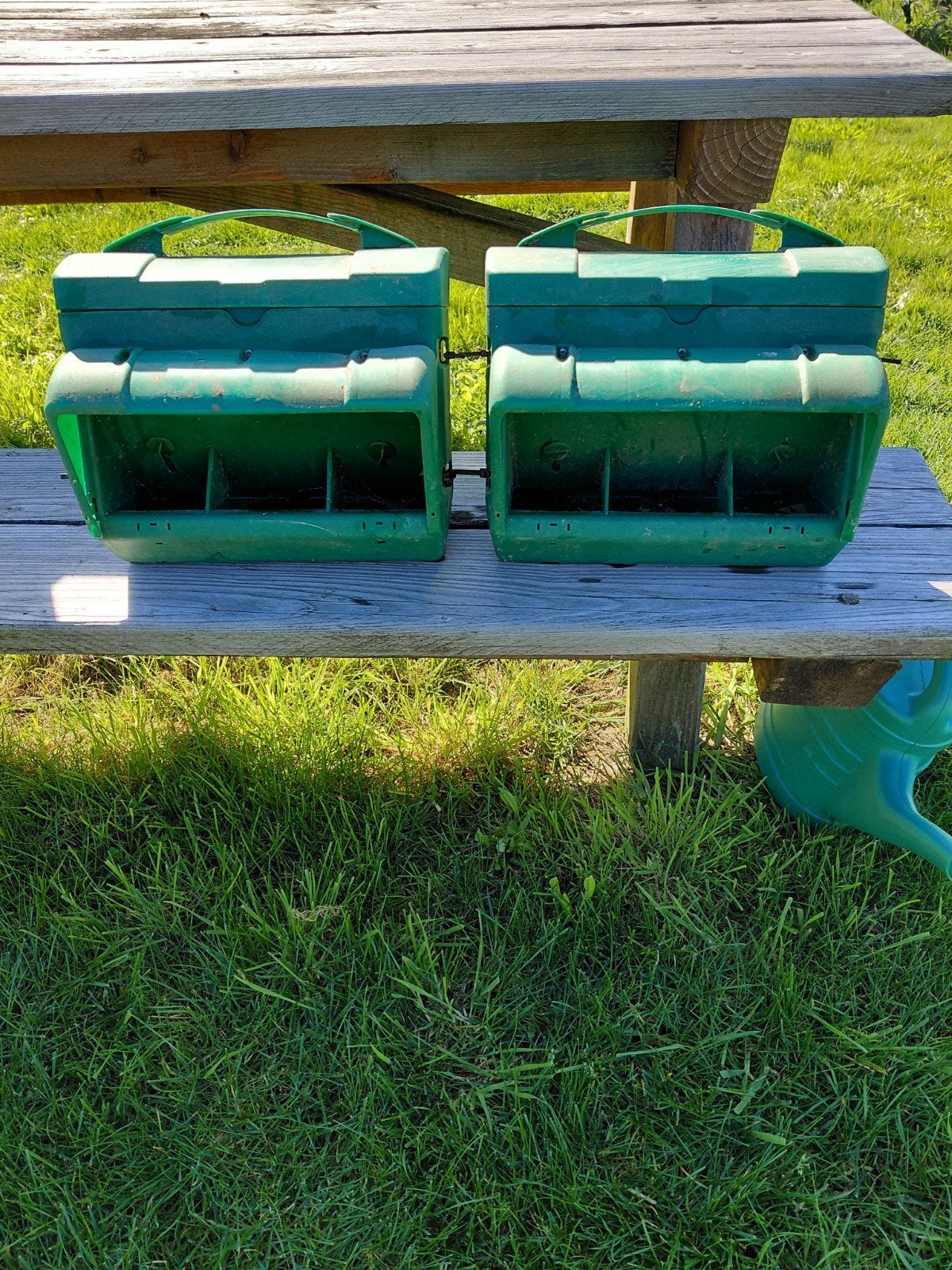 Diverse kippen assesoires te koop, Geslacht onbekend, Kip