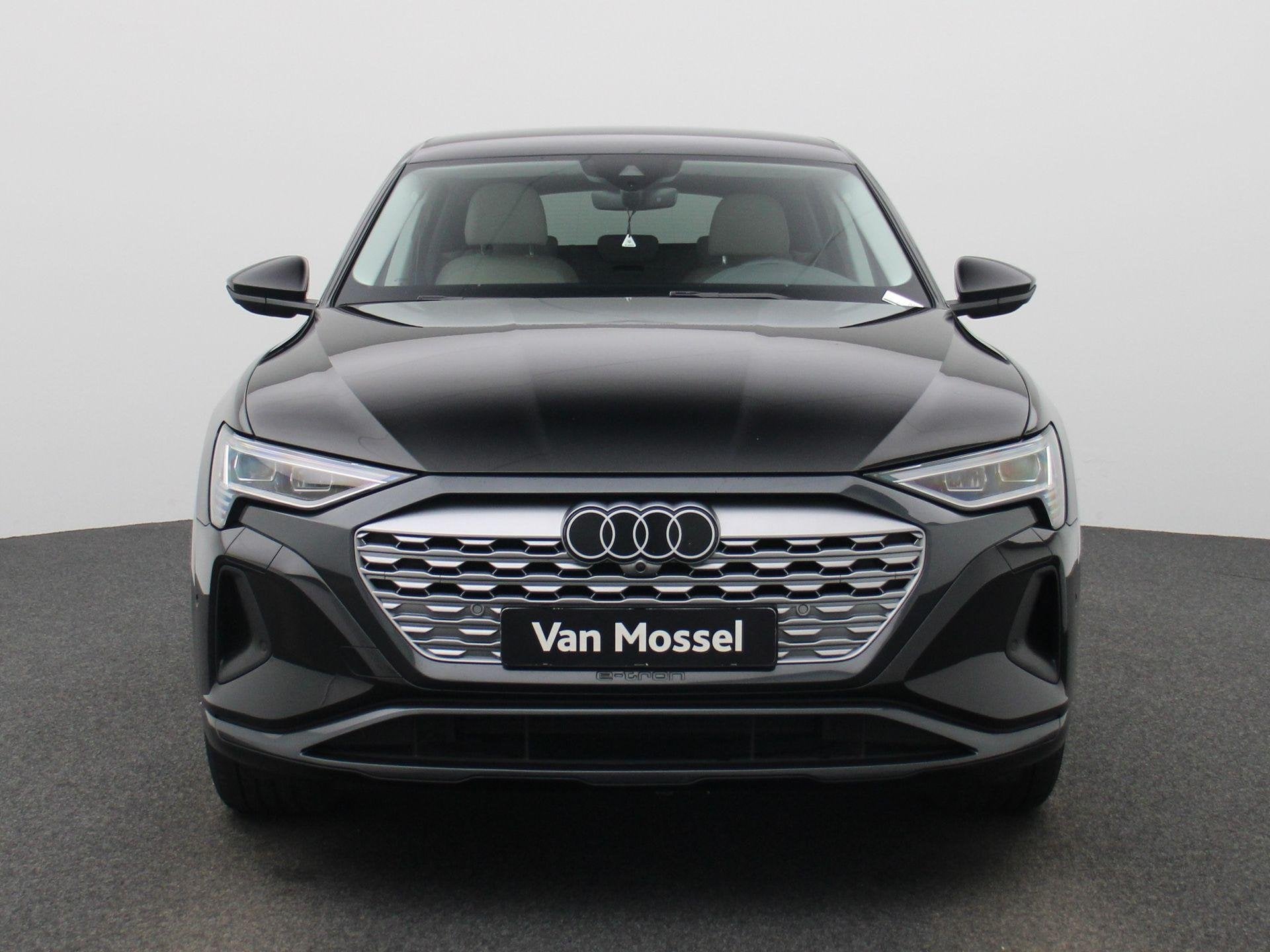 Audi Q8 e-tron 55 Quattro Advanced 408 PK | Navigatie | Adap, Auto's, Audi, Stof, Zwart, Vierwielaandrijving, 408 pk