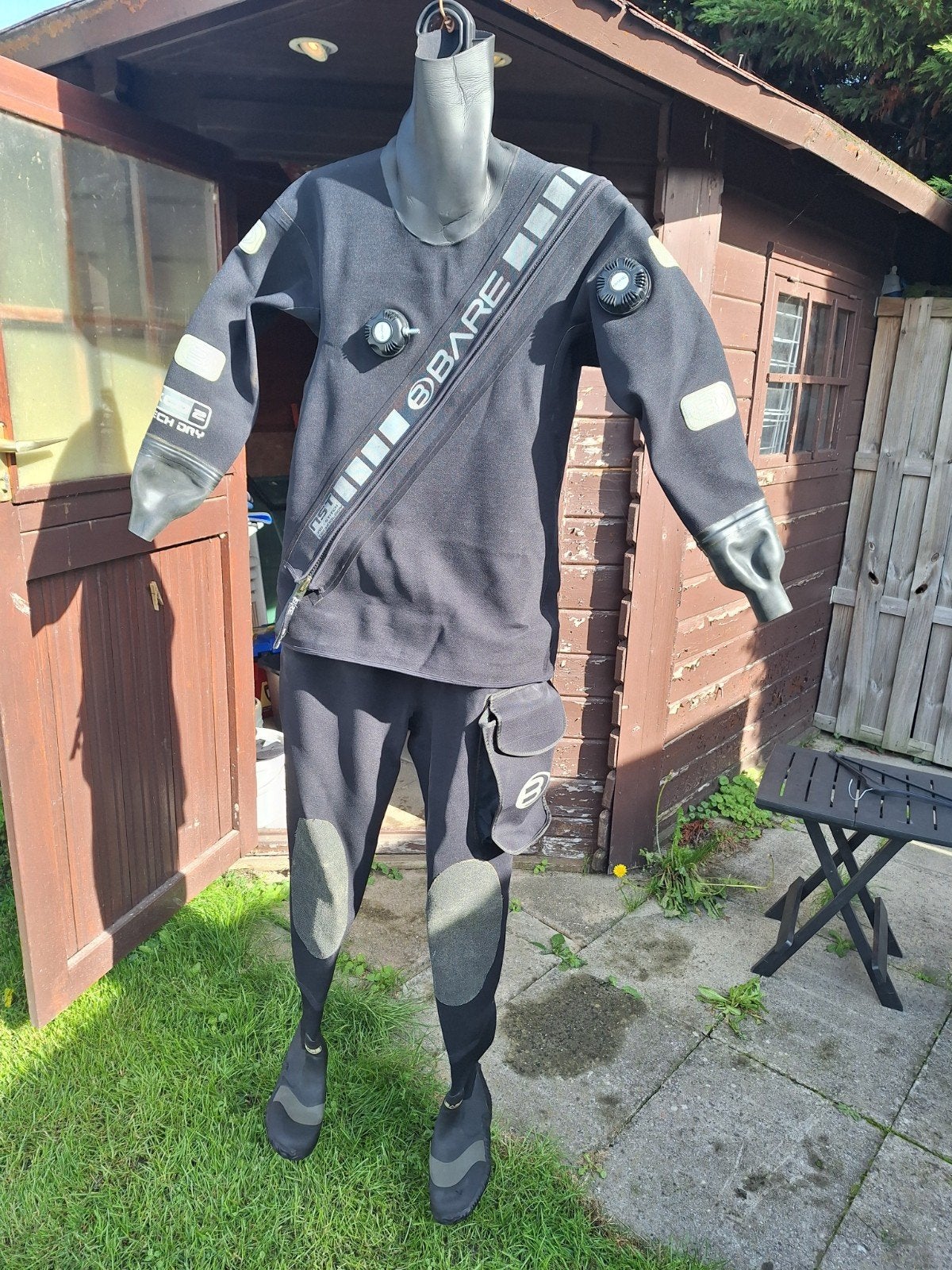 Bare droogpak compressed neopreen maat s, Watersport en Boten, Ophalen of Verzenden, Zo goed als nieuw, Duikpak