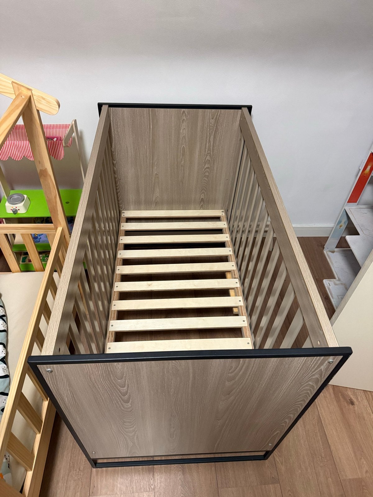 Babybed met herstelde lattenbodem, Kinderen en Baby's, Ophalen, Gebruikt, Ledikant