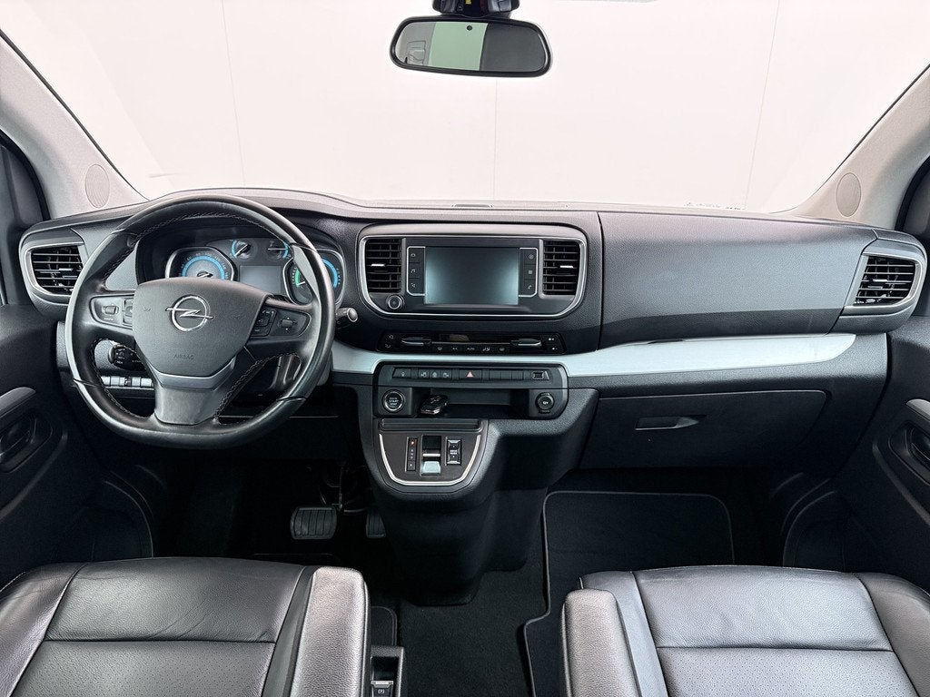 Opel Vivaro Combi Electric 8-Persoons L2 75kWh Leder Panoram, Auto's, Opel, 330 km, 136 pk, Overige carrosserieën, Automatische klimaatregeling