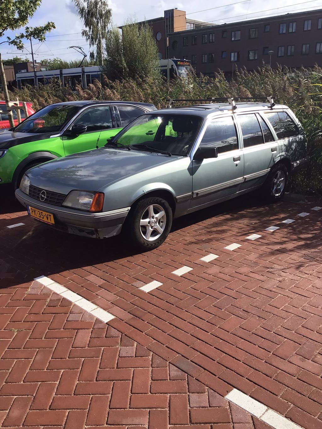 Opel Rekord 2.0 S Caravan 1986 Blauw, foto 3