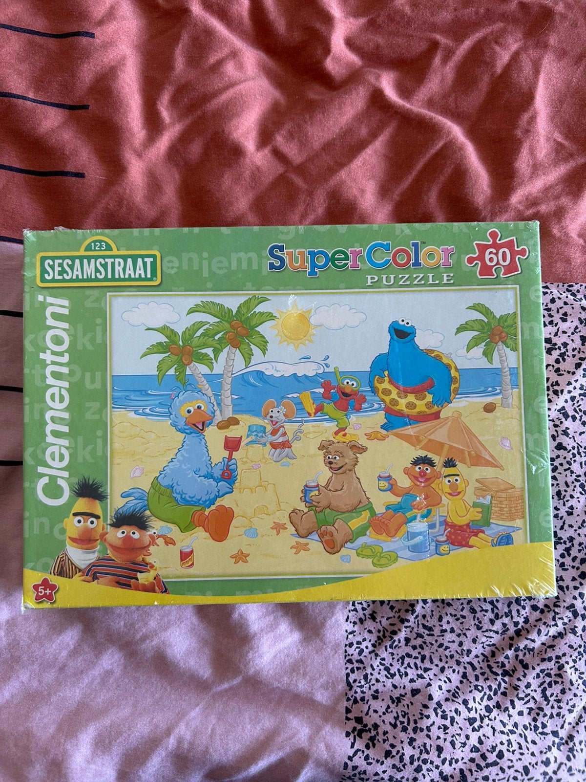 Sesamstraat puzzel nieuw, Verzenden, Meer dan 50 stukjes, Nieuw, 6 jaar of ouder
