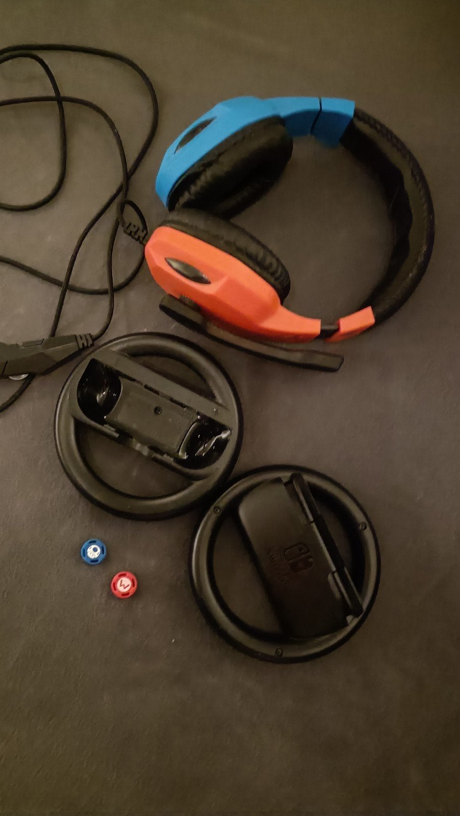 Nintendo Switch bundel headset, 2 Joy-con stuurset en 2 grip, Computers en Software, Qware, Ophalen of Verzenden, Over-ear, Bedraad