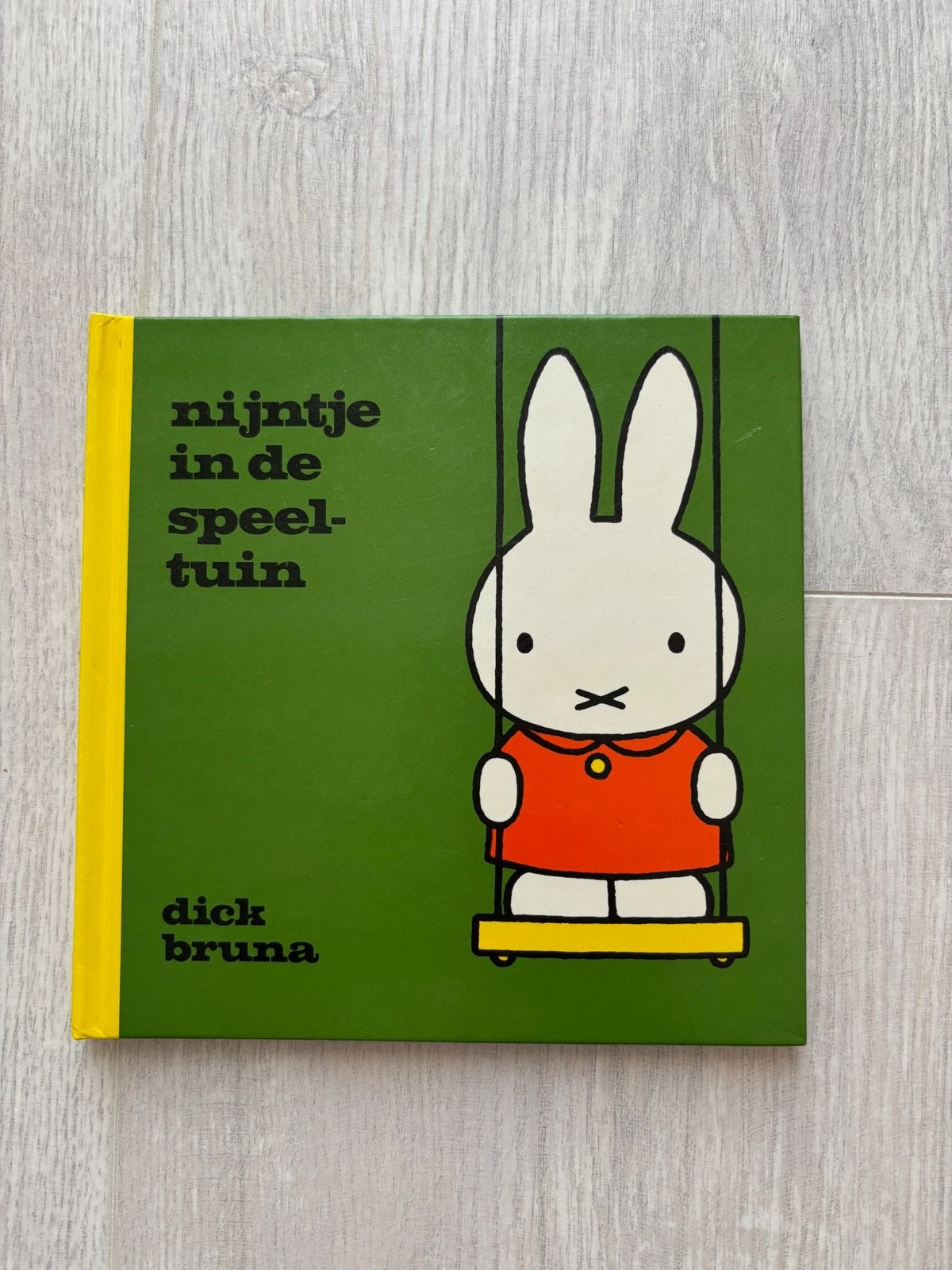 Nijntje in de speeltuin - Dick Bruna, Ophalen of Verzenden