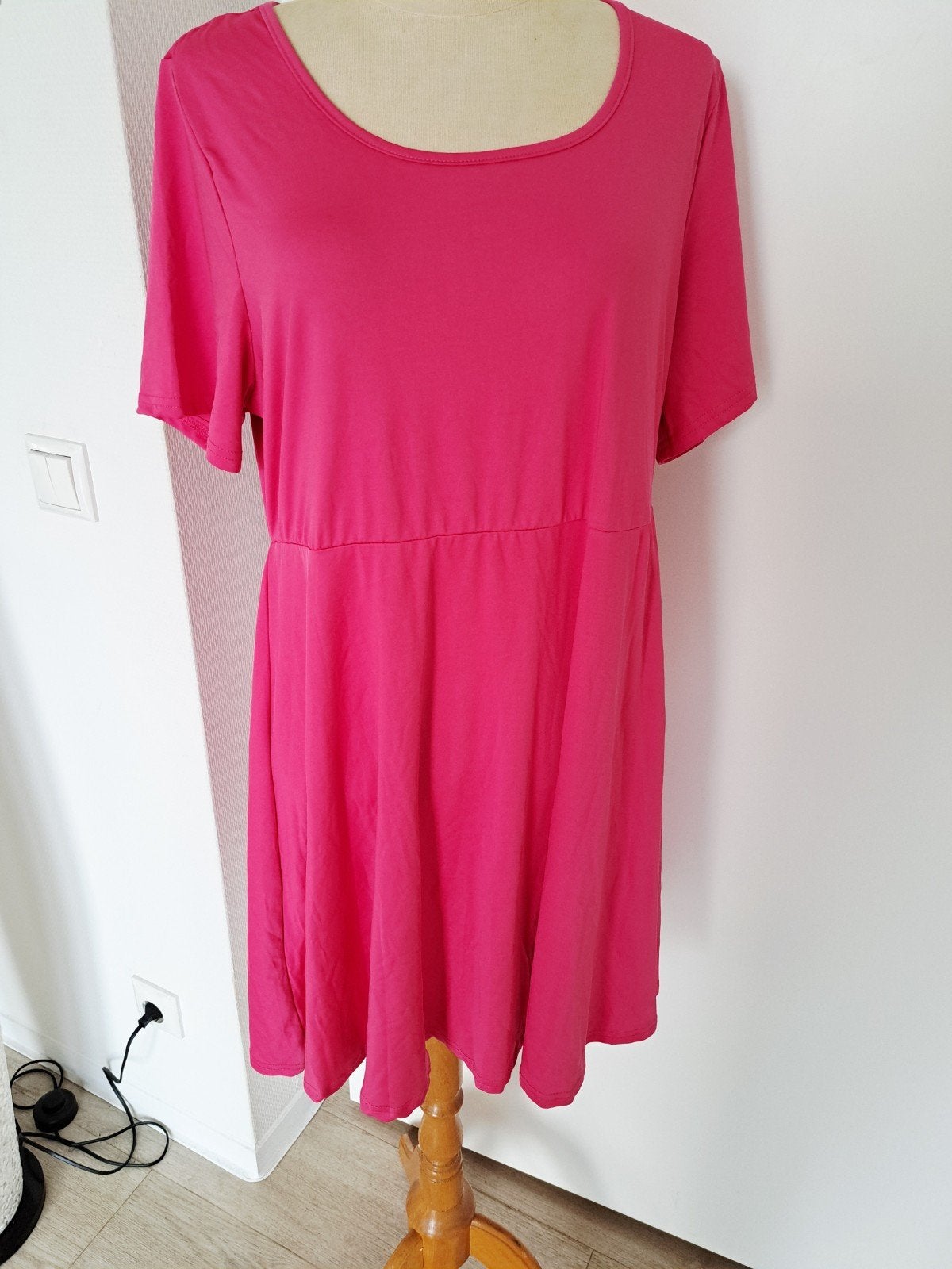 Travelstof jurk maat XL/XXL nieuw fuchsia, Verzenden, Nieuw, Roze, Boven de knie