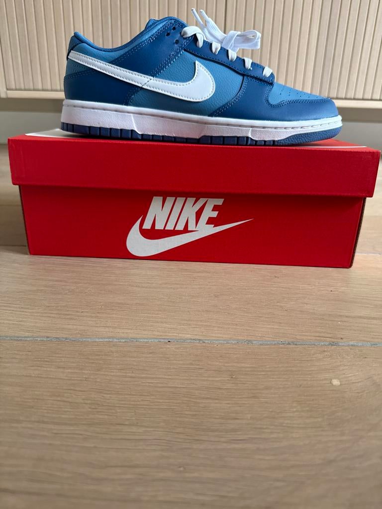 Nike Dunk Low Marina Blue - Maat 43, Kleding | Heren, Schoenen, Ophalen of Verzenden, Nieuw, Blauw, Sneakers of Gympen