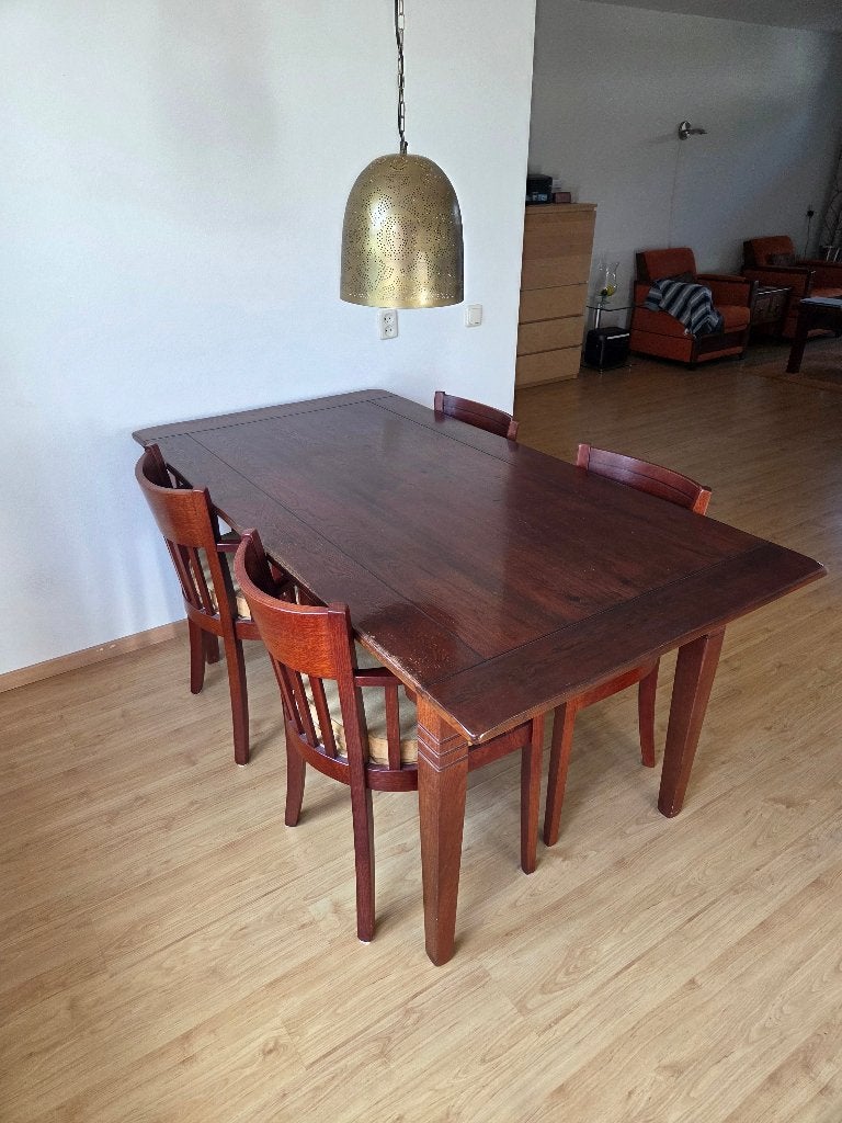 klassieke eethoek met 4 stoelen, Ophalen, Gebruikt, Klassieke/ koloniaal, 4 tot 6 stoelen