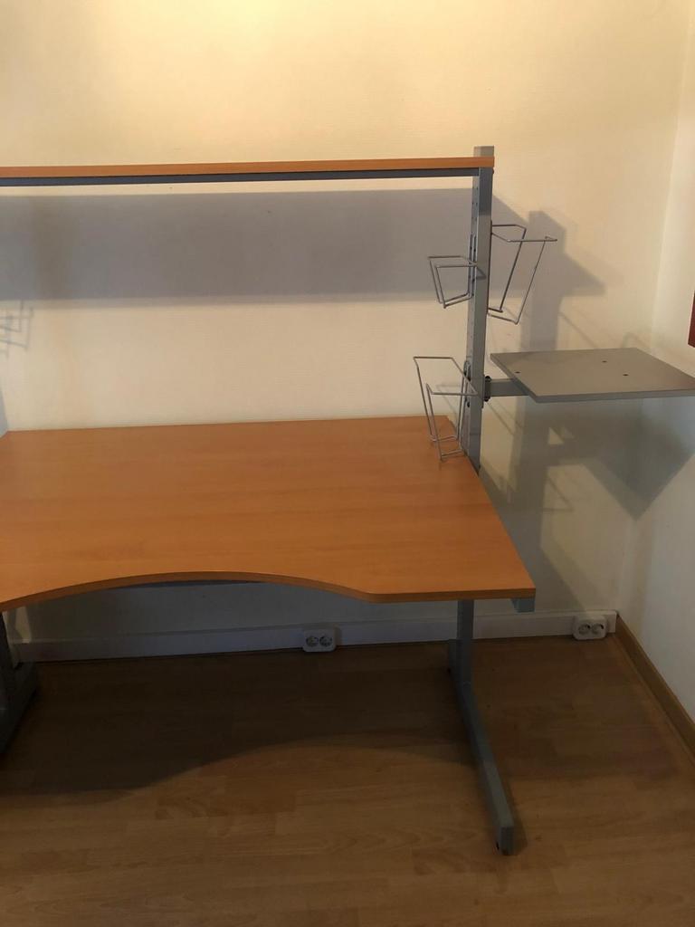 Bureau met opbouw en opbergruimte, Huis en Inrichting, Bureaus, Opbergruimte, Gebruikt, Hout, Bruin