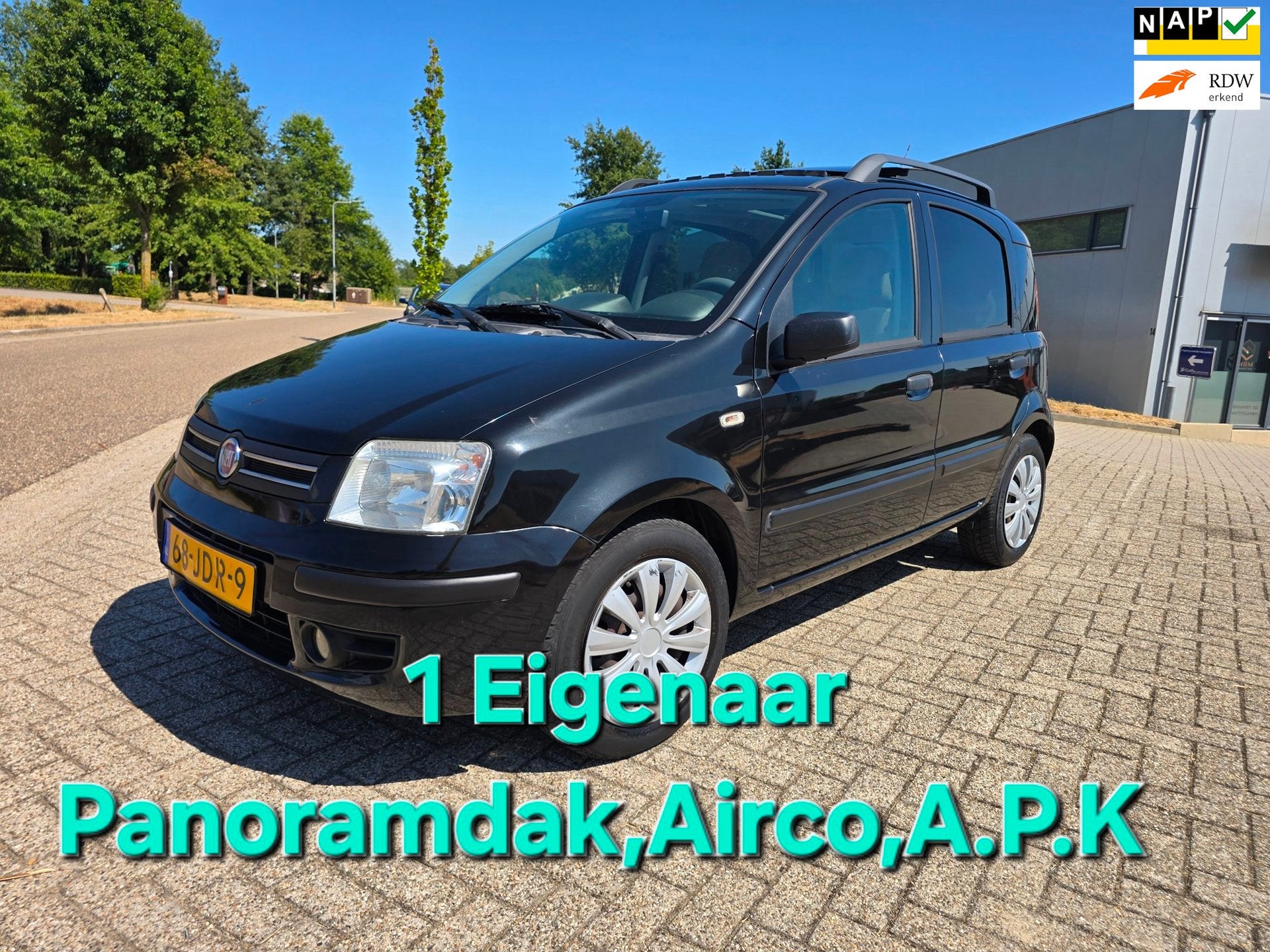Fiat Panda 1.2 1 Eigenaar,Panoramdak,Airco,APK, Voorwielaandrijving, Gebruikt, 1242 cc, Zwart