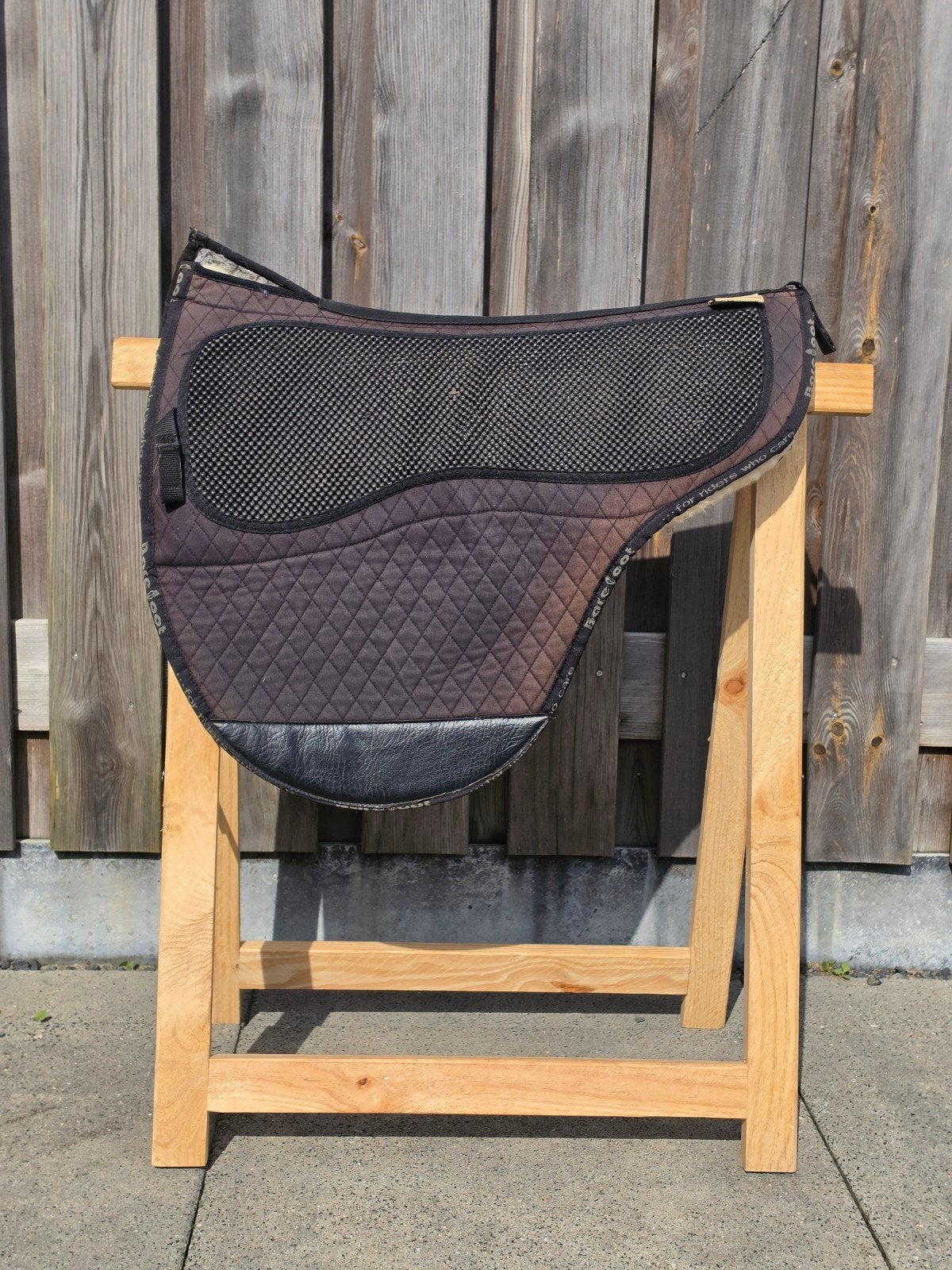 Bruine Barefoot Cheyenne boomloos zadel pad met inlages, Ophalen of Verzenden, Gebruikt, Wol, Zadelpad