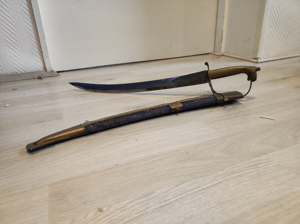 Antieke Militaire Sabel met Schede - Zeer Goede Staat, Ophalen of Verzenden, Overige soorten, Azië, Zwaard of Sabel