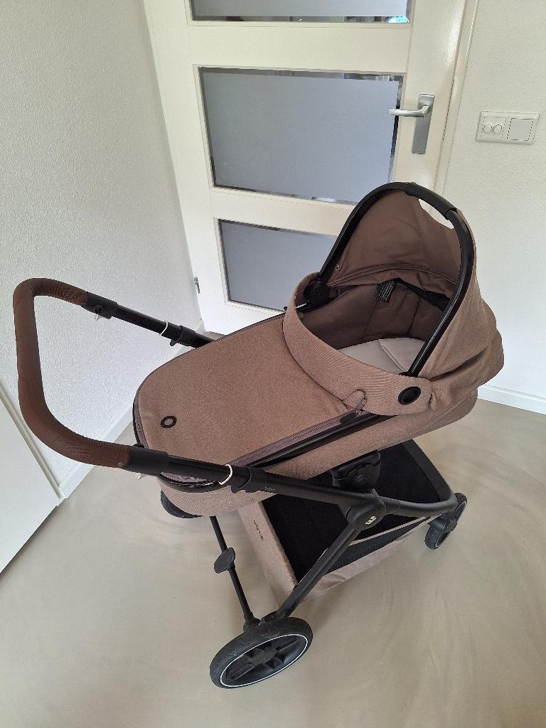 Compleet Maxi-Cosi kinderwagen met reiswieg en autostoel, Kinderen en Baby's, Kinderwagens en Combinaties, Ophalen, Zo goed als nieuw