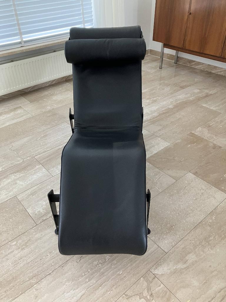 chaise longue, Ophalen, Design klassieker, Eenpersoons, Zo goed als nieuw