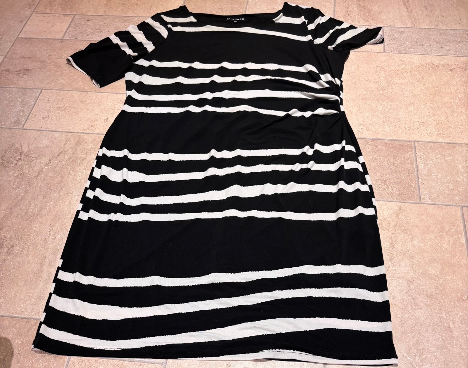In shape , dames jurk maat xxl, Kleding | Dames, Jurken, S, Zwart, Maat 46/48 (XL) of groter, Ophalen of Verzenden
