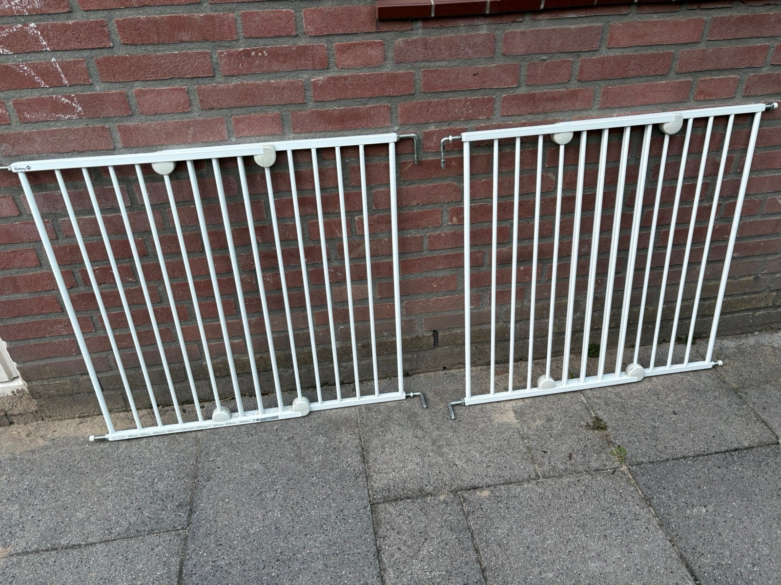 Twee traphekjes, safety first - gratis, Ophalen, Zo goed als nieuw, Klemhekje, Metaal of IJzer