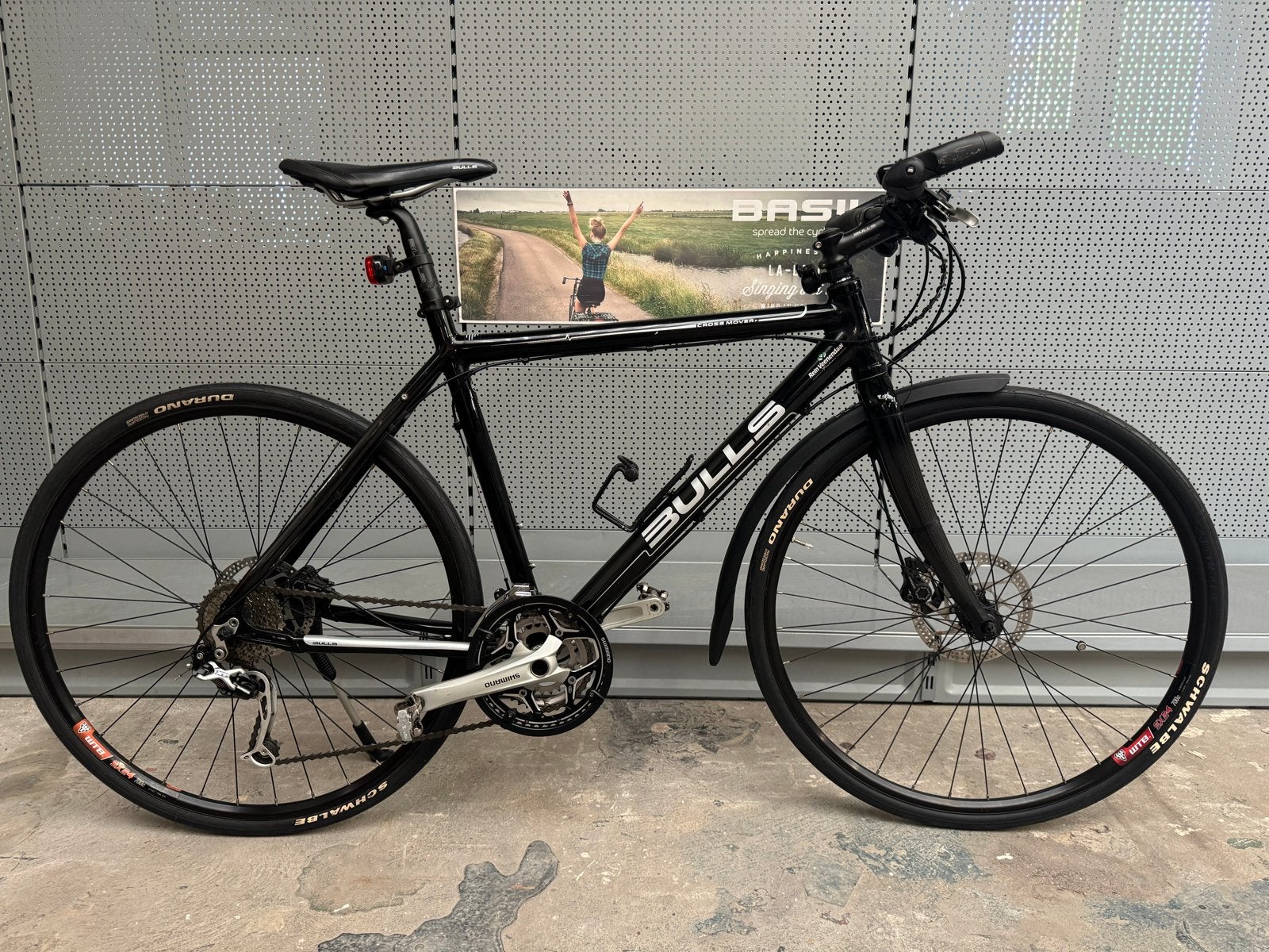 Nette Bulls CROSS MOVER Sportfiets 28 inch Z.g.a.n., 28 inch, Zo goed als nieuw, Meer dan 20 versnellingen, Schijfrem