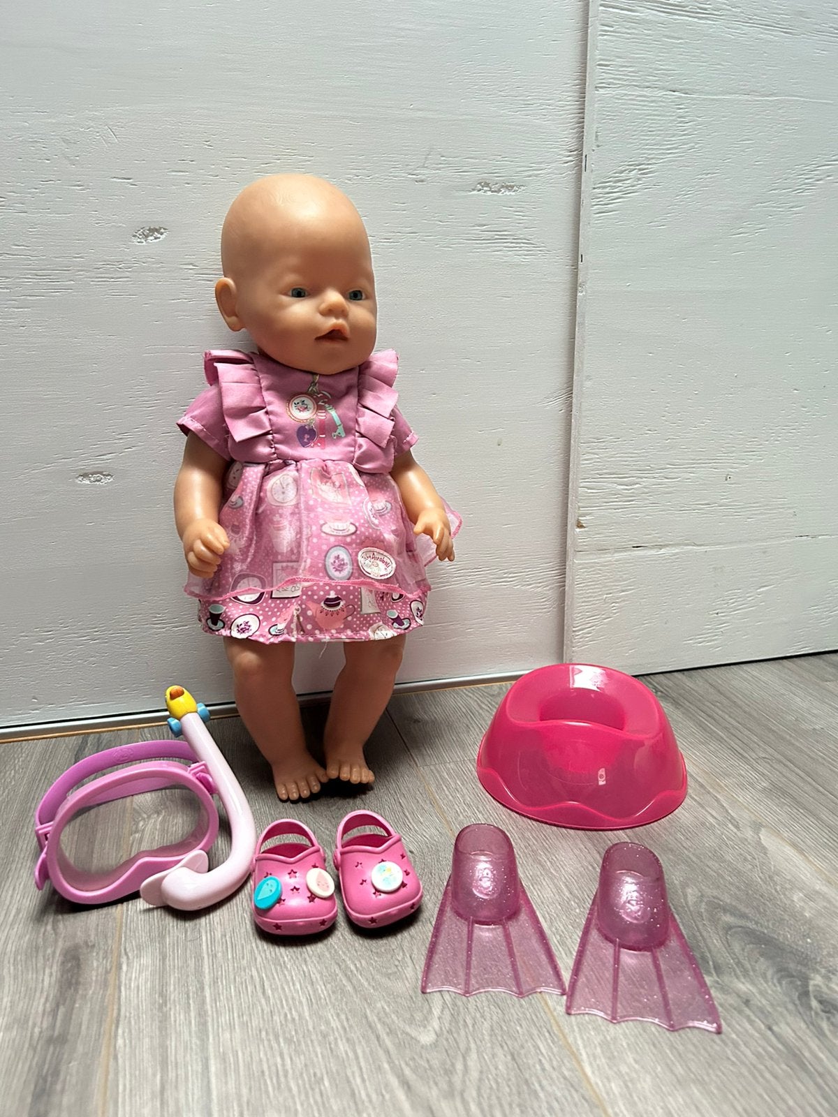 Baby born met accessoires, Ophalen of Verzenden, Zo goed als nieuw, Babypop