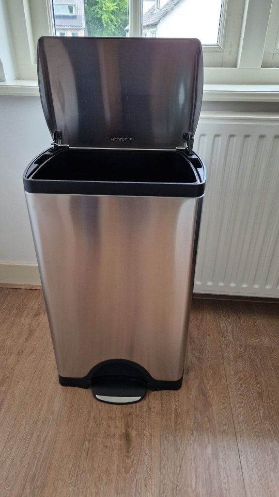 Simplehuman RVS pedaalemmer 38 liter - nette staat, Ophalen, Gebruikt, Met pedaal, Minder dan 10 liter