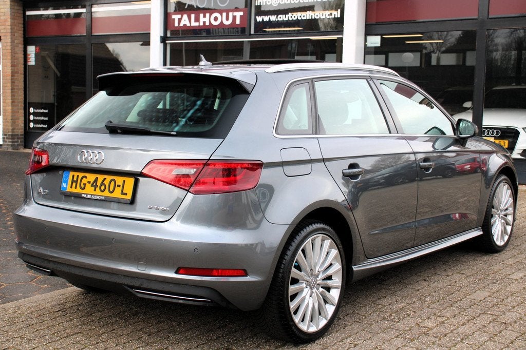 Audi A3 Sportback 1.4 e-tron PHEV | PANORAMADAK | ALCANTARA/, 8 kWh, 4 cilinders, 150 pk, 180 min
