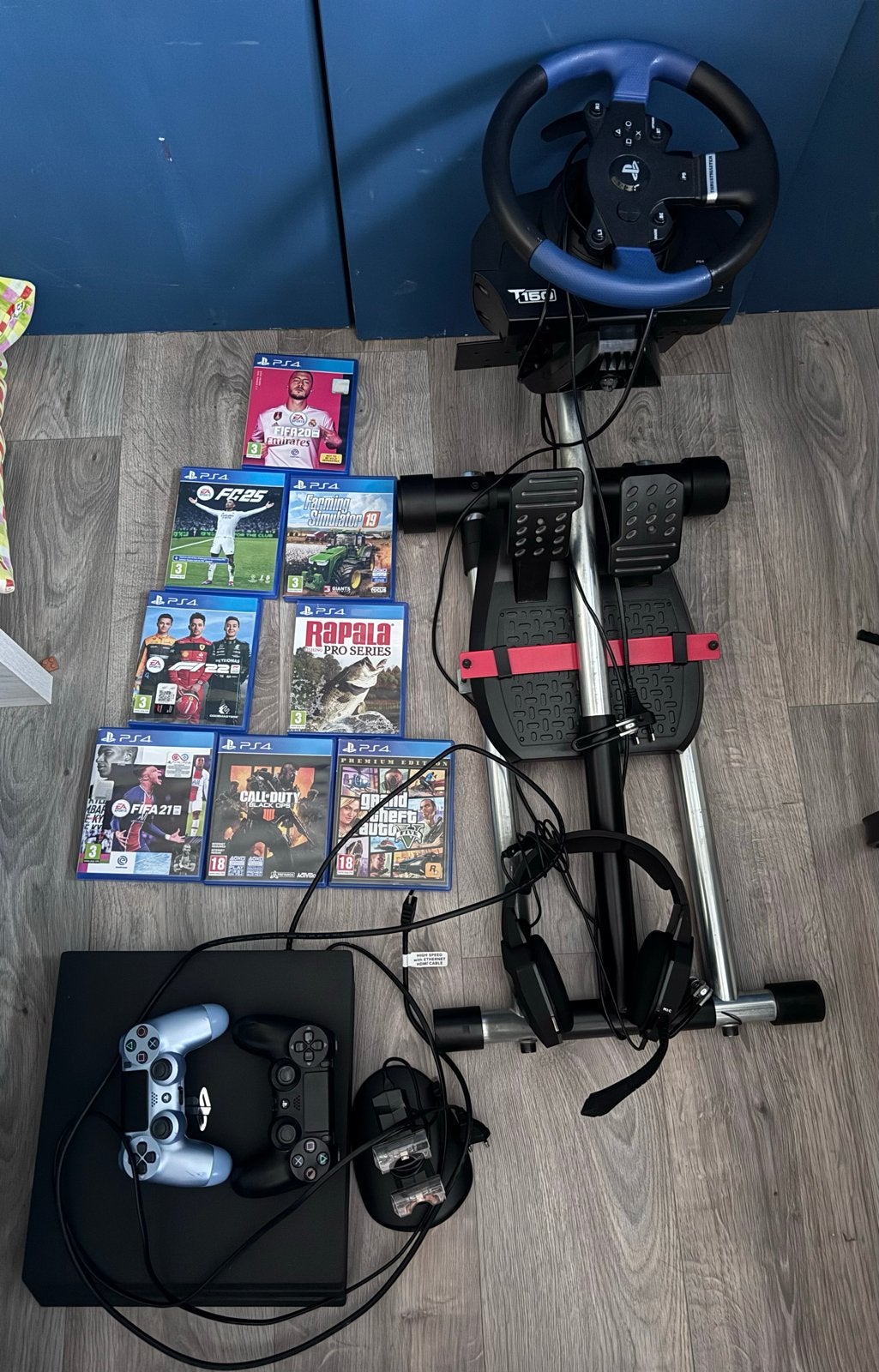 PS4 pro met Thrustmaster T150 stuur en games, Ophalen, Met 2 controllers, 1 TB, Pro