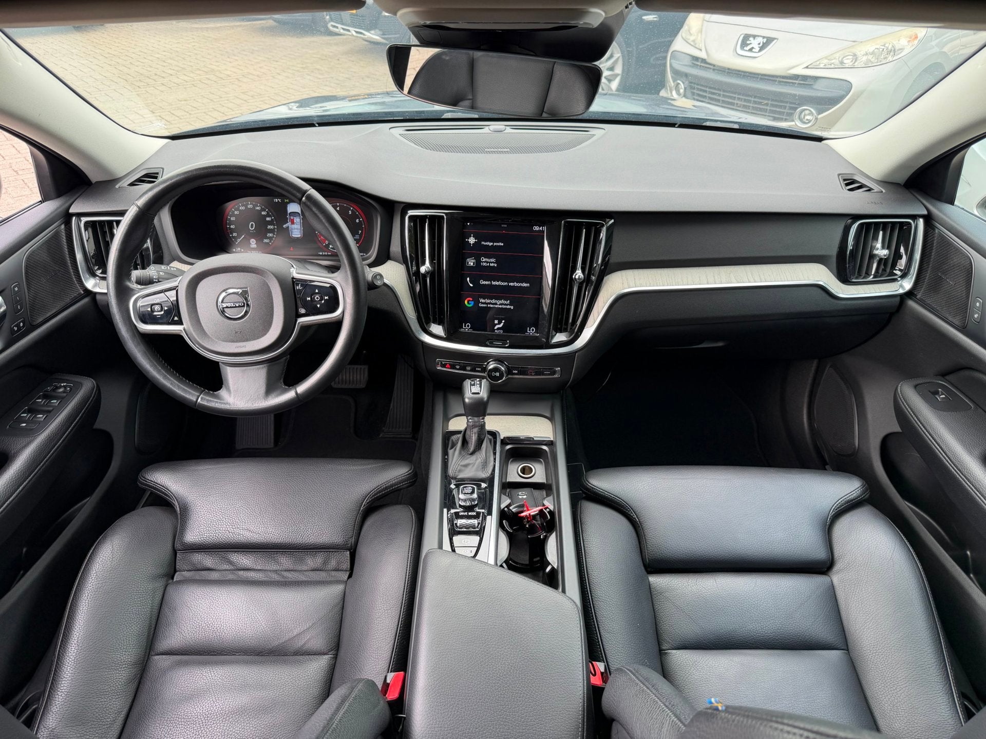 Volvo V60 2.0 T4 Polestar I H&K I Blind Spot I Leder I 360, Auto's, Volvo, 15 km/l, 1969 cc, Blauw, 1603 kg