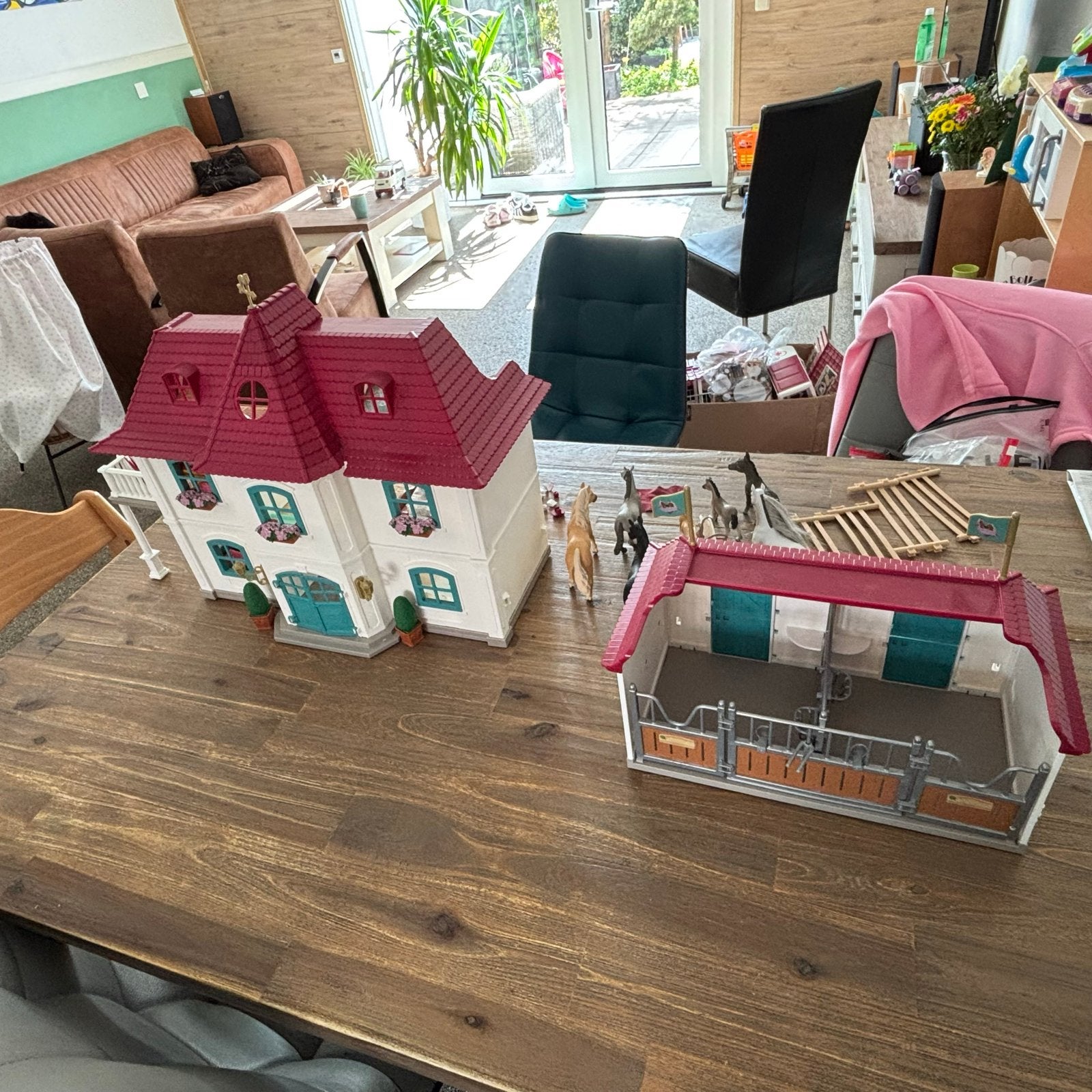Schleich Landhuis met Stal en Extra Paarden, Ophalen of Verzenden, Zo goed als nieuw, Jongen of Meisje