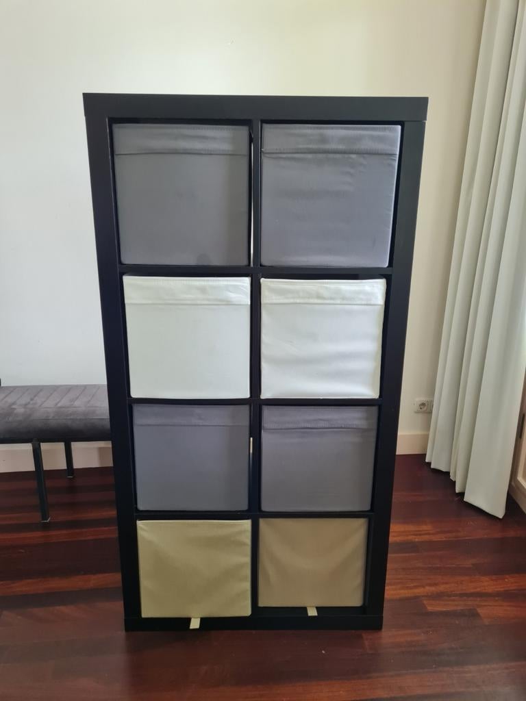 IKEA Kallax Kast met 8 vakken - Zwartbruin, Ophalen, Met plank(en), Gebruikt, Modern, Functioneel